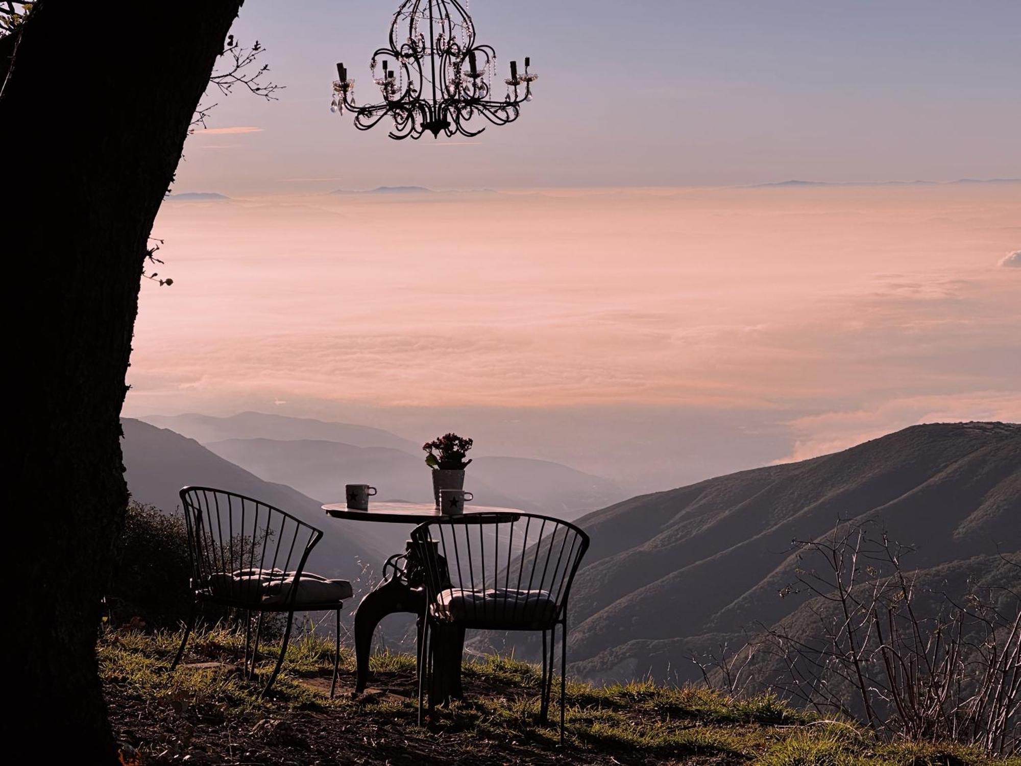 100 Mile View-Fire Pit, Romantic, Peaceful, Private Crestline Dış mekan fotoğraf